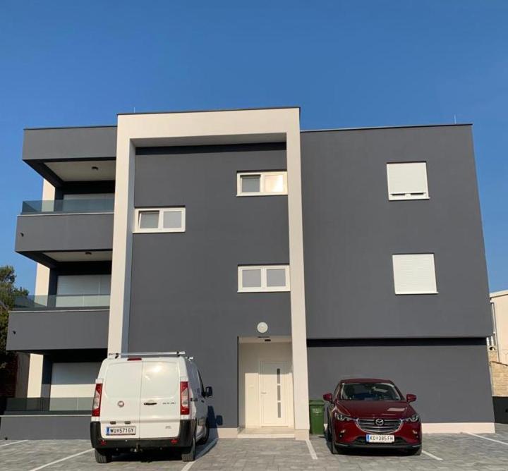 Adria-Appartment-Island-Vir #Sea #Beach #Wifi #Privateparking #Netflix Екстериор снимка