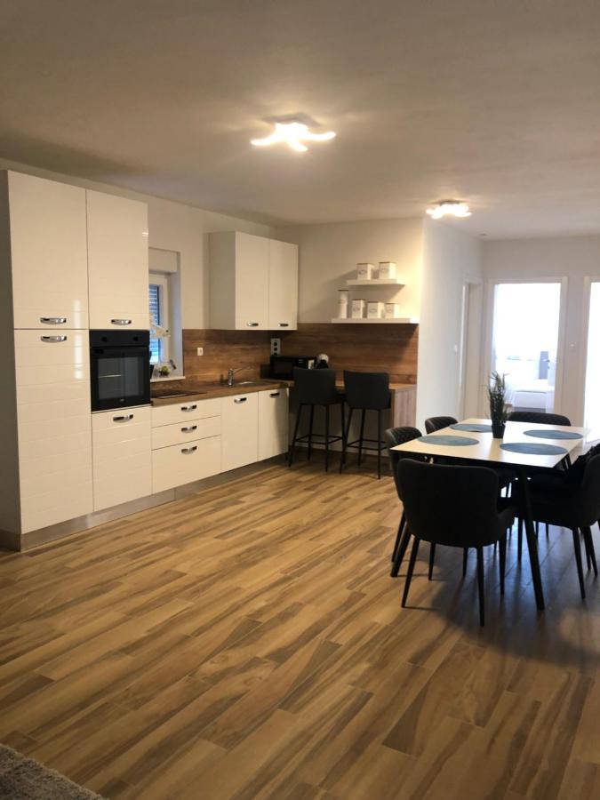Adria-Appartment-Island-Vir #Sea #Beach #Wifi #Privateparking #Netflix Екстериор снимка