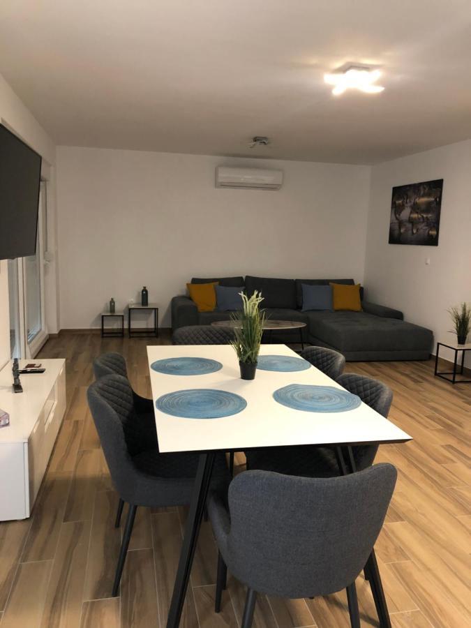 Adria-Appartment-Island-Vir #Sea #Beach #Wifi #Privateparking #Netflix Екстериор снимка