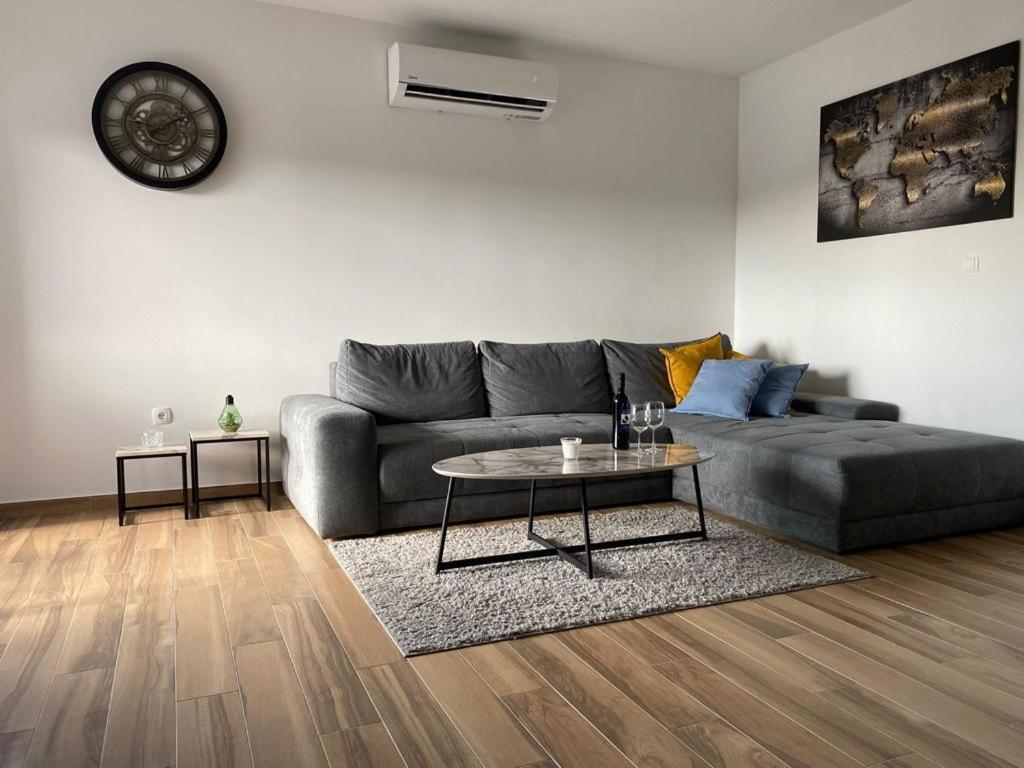 Adria-Appartment-Island-Vir #Sea #Beach #Wifi #Privateparking #Netflix Екстериор снимка